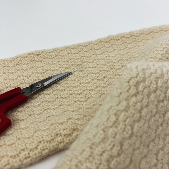 Vintage 60’s Monogrammed Knit V-Neck Button-Front Cardigan | Size M - Picture 13 of 13